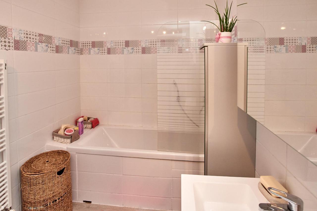 Chambres A Louer Dans Appartement Balcon - Wifi - Parking Gratuit Nevers Zewnętrze zdjęcie