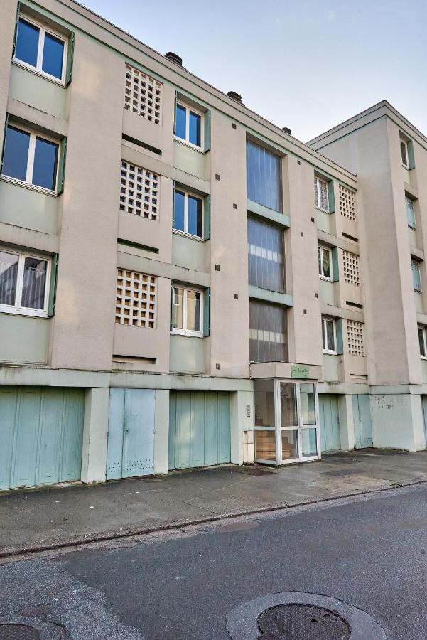 Chambres A Louer Dans Appartement Balcon - Wifi - Parking Gratuit Nevers Zewnętrze zdjęcie